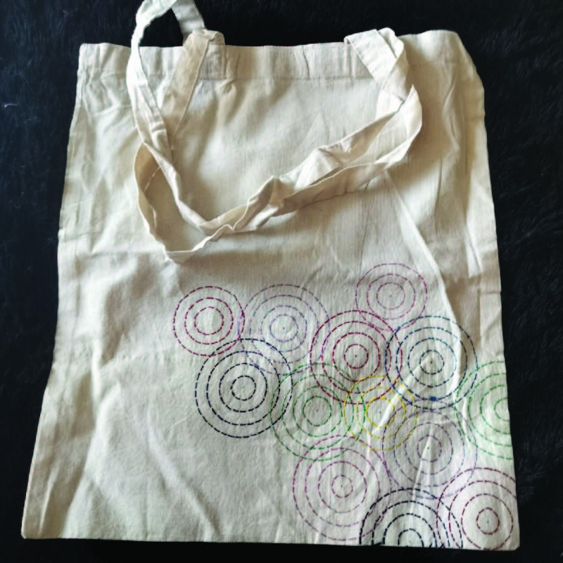 Hand Painted Shopping Bag Circle Embroidery Design